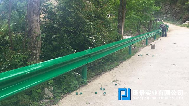 波形公路草莓黄色网站.jpg